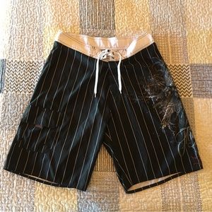 Men’s Miami Ink Black Board Shorts Size 34